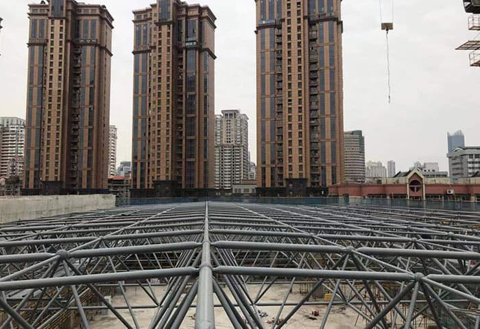 淮南螺栓球网架结构